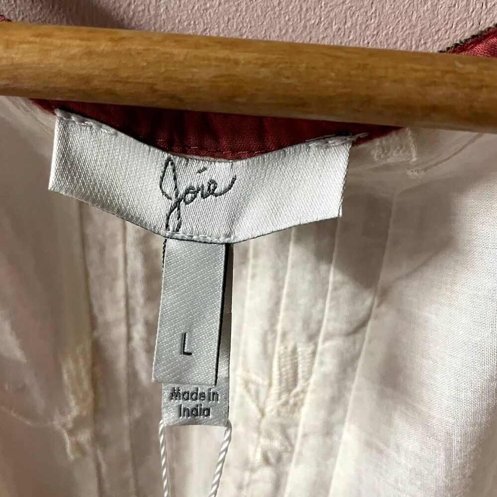 Joie Cream Lace-Trimmed Sleeveless V-Neck Top - Picture 6 of 11